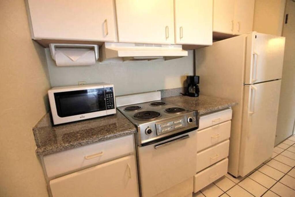 Lovely 1 Bedroom With Kitchen, Free Wifi & Parking 卡帕阿 外观 照片